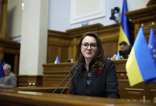 Az ukrán ellenzék blokkolta a parlamentet. A miniszterek menesztése nem elég nekik, a teljes kormány bukását akarják