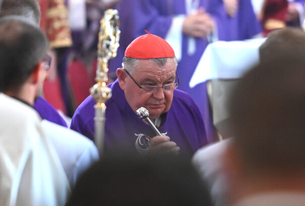 Elhunyt Dominik Duka bíboros, Prága emeritus érseke