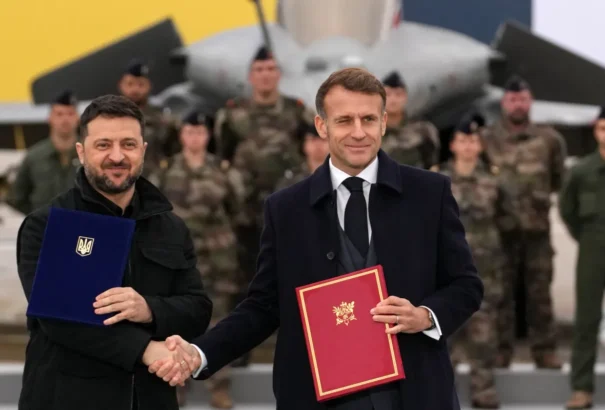 Zelenszkij és Macron történelmi megállapodást írtak alá: Ukrajna száz Rafale vadászgépet vásárol Franciaországtól