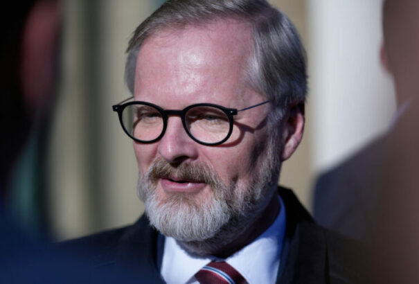 Benyújtotta lemondását a cseh kormány, nagyjából karácsonyig marad hivatalban