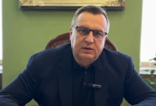 Az SNS felszólítja a miniszterelnököt, hogy szüntesse meg az együttműködést Lajčákkal