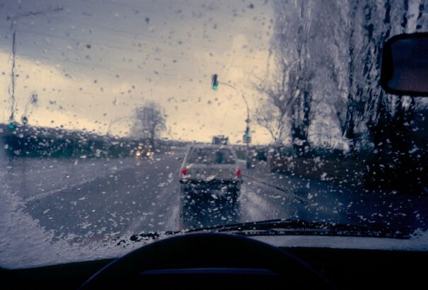 A jövő héten berobban a tél: számoljunk viharos erejű széllel, ónos esővel és tükörjéggel