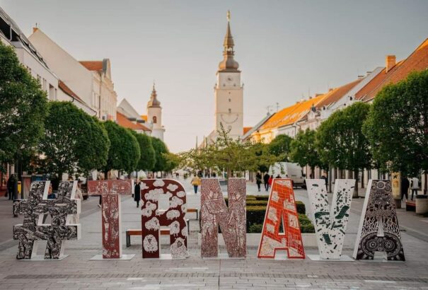 Nagyszombatban minden hatodik lakos külföldi állampolgár