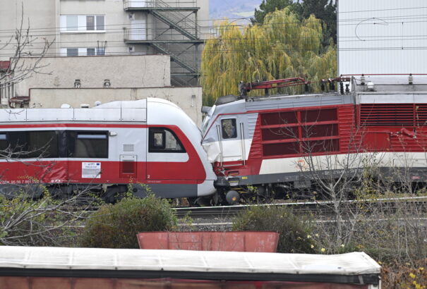 Jozef Ráž felmentette a Szlovák Vasúttársaság teljes vezetését