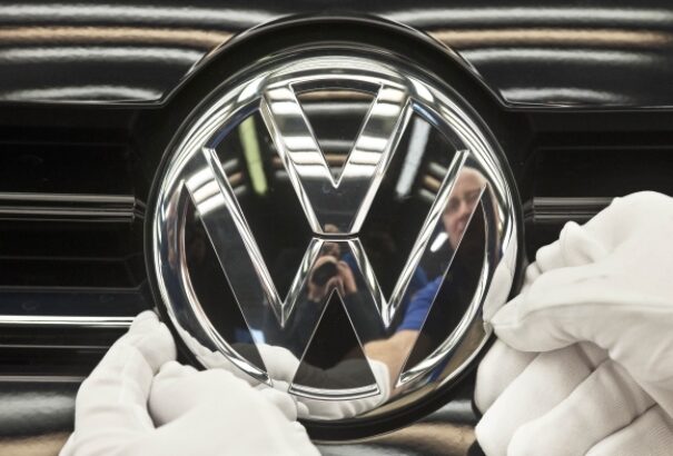 Több mint 43 000 használt autót importáltak Szlovákiába, főként a Volkswagen dominált